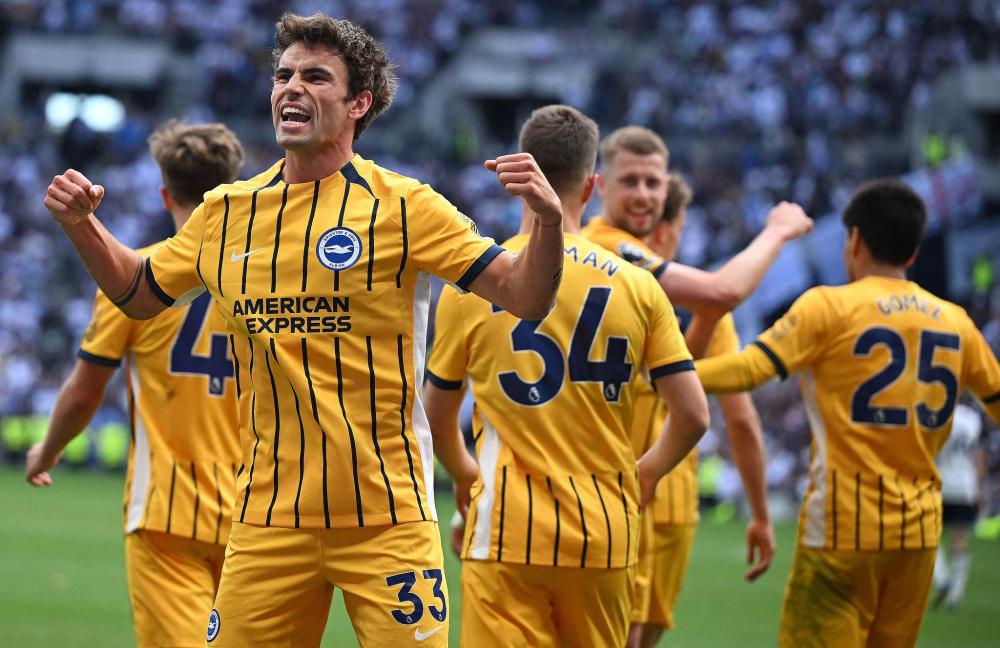 阿尔巴全场数据：2抢断3关键传球+风骚脚后跟助攻队友破门